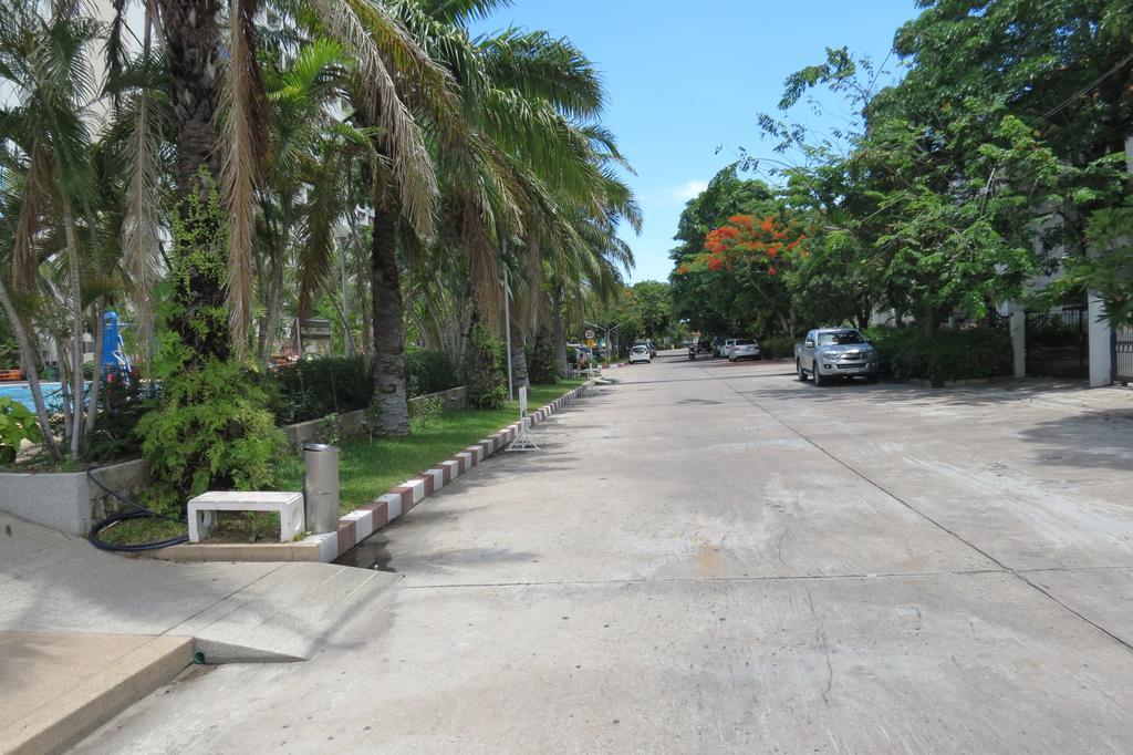 View Talay 1B Serviced Apartments Pattaya Exterior photo